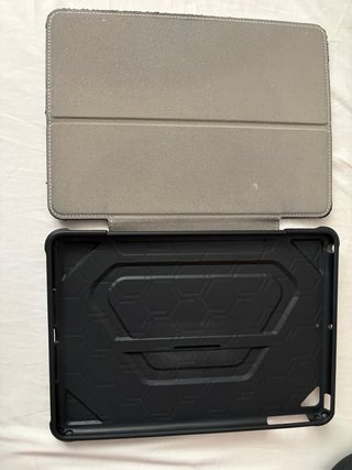iPad 6ª Gen 32GB Oro + Funda