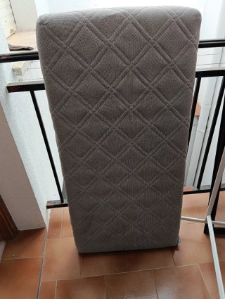 Cuna de viaje y colchón