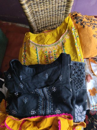 Lote 11 Ropa India + 2 Chales Talla L
