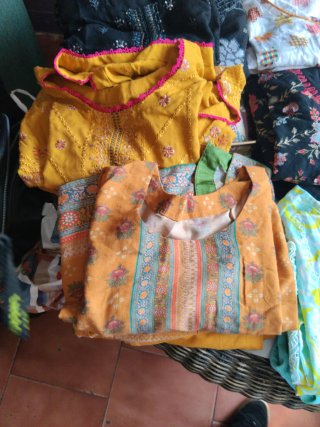 Lote 11 Ropa India + 2 Chales Talla L