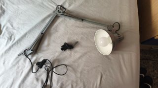 Lámpara de escritorio/mesa gris ajustable
