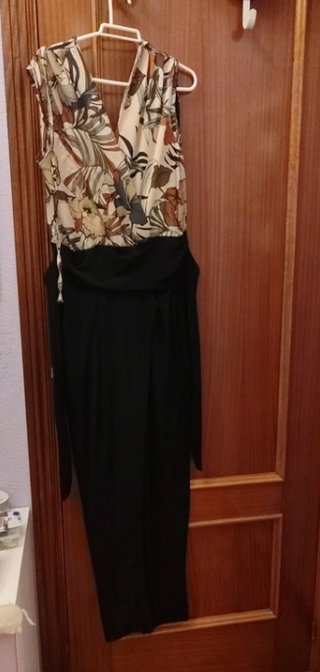 Mono estampado floral y negro