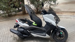 Yamaha Xmax 400 Maxi Scooter