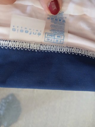 Bikini a rayas rojo y azul sin estrenar