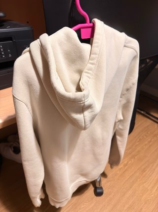Sudadera beige con capucha