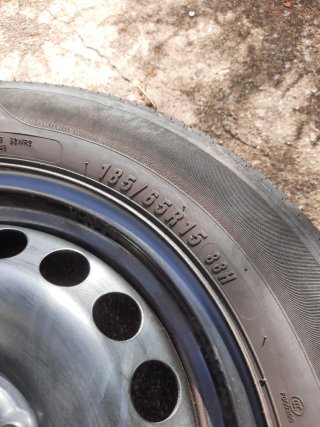 2 Neumáticos 185 65 15 Autogreen + Llantas Hierro