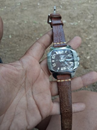 Reloj Lotus Marrón y Plateado