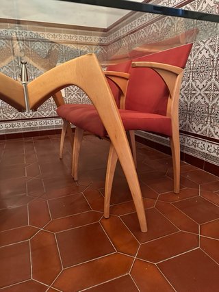 Mesa cristal y 4 sillas comedor