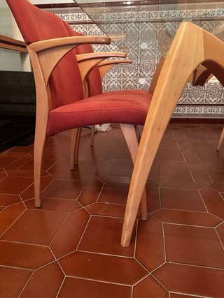 Mesa cristal y 4 sillas comedor