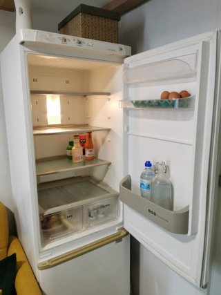 Nevera y congelador Edesa blanca