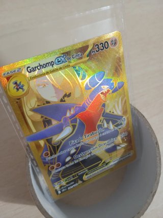 Carta Pokémon Garchomp EX de Cintia 330 PS dorada