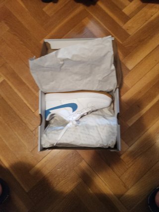 Nike Air Force 1 Azul y Blanco