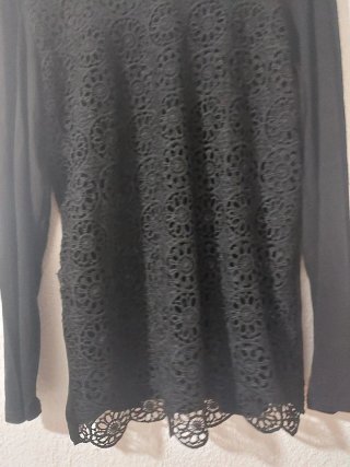 Blusa E&D de encaje negro