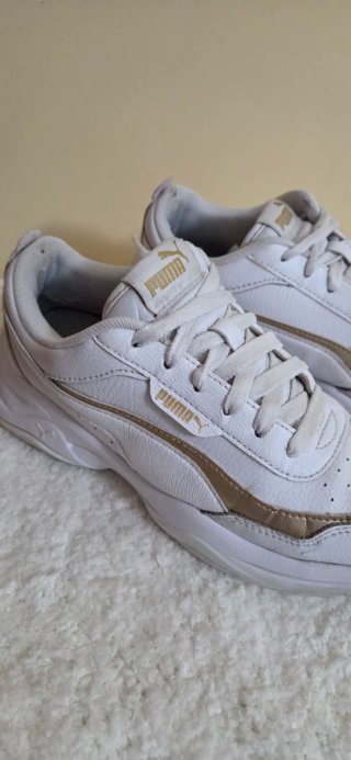 Zapatillas Puma Talla 36 Blancas y Doradas