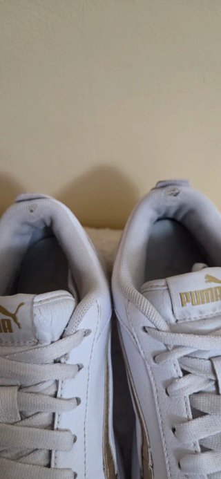 Zapatillas Puma Talla 36 Blancas y Doradas
