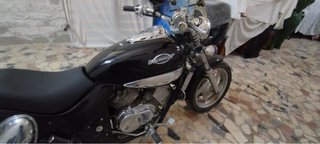 Kymco Venox 250 Negra