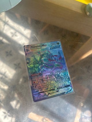 Carta Pokémon Rayquaza VMAX