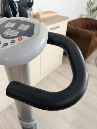 Plaraforma vibratoria para ayudar con la celulitis