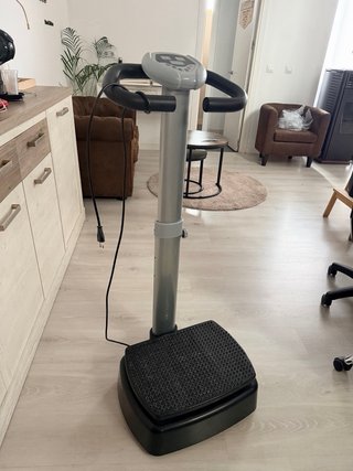 Plaraforma vibratoria para ayudar con la celulitis