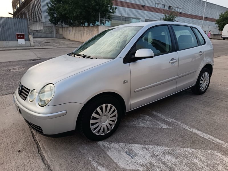 Volkswagen Polo 2005 - foto 1