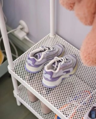 Perchero Metálico con Zapatero Blanco