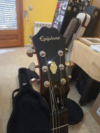 Epiphone DOT ES335 Cherry Guitarra
