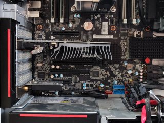 ThinkStation P520 - Xeon W-2123, 32Gb DDR4
