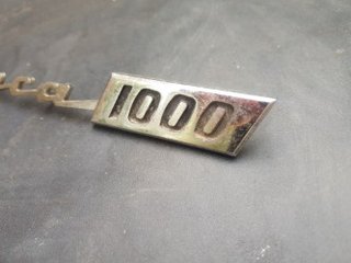 Antico emblema logo Simca 1000