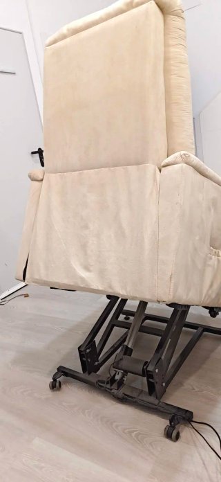 Sillón reclinable eléctrico beige