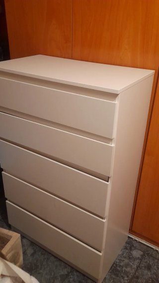 Cómoda blanca Ikea 1.10mx0.70mx0.40m Montada