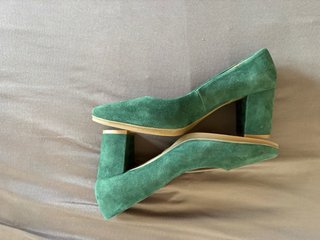 Tacones Mimao Ante Verde Talla 39