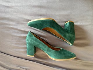 Tacones Mimao Ante Verde Talla 39