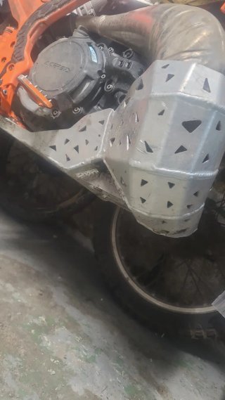 Protector cubrecarter KTM Husqvarna Gas Gas