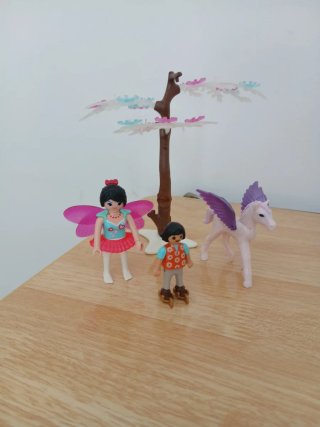 Playmobil Hada y Pegaso ,arbol patinero Todo 5€