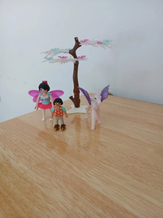 Playmobil Hada y Pegaso ,arbol patinero Todo 5€