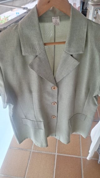 Chaqueta corta elegante mujer T.XL