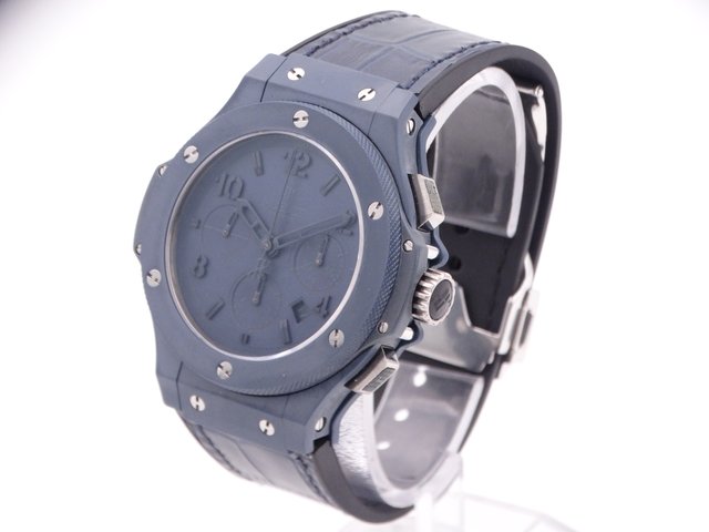 HUBLOT Big Bang Chrono Ceramic “All Blue” Limited