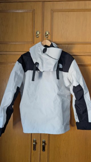 Chaqueta The North Face Gore-Tex Gris Negra