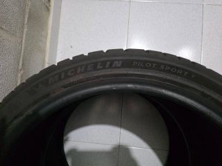 2 Neumáticos Michelin Pilot Sport 5 PS5 215/40 18