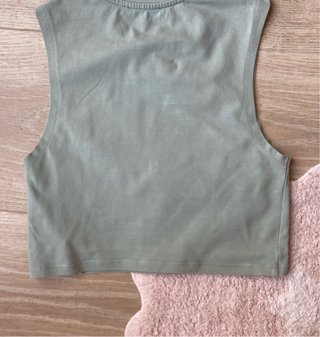 Top crop verde Zara
