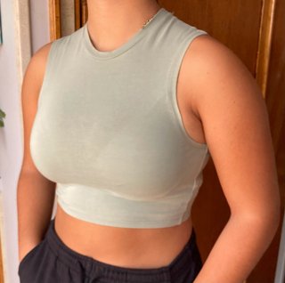 Top crop verde Zara