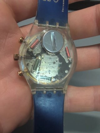 Reloj Swatch Cronógrafo Azul y Dorado