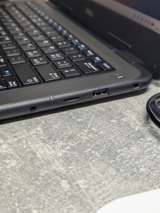 Laptop Dell Latitude 3300 13.3 Grigio