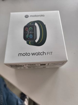 Moto watch fit