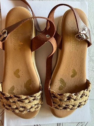Sandalias Valeria's Marrón y Dorado