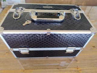 Maletín Organizador Maquillaje Negro y Plata