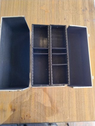 Maletín Organizador Maquillaje Negro y Plata