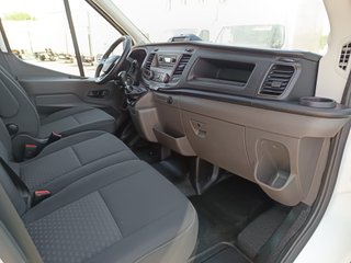 Ford Transit 2.0 CHASIS CAJA CERRADA PAQUETERO 130