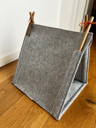 Casa para gato de fieltro