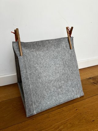 Casa para gato de fieltro